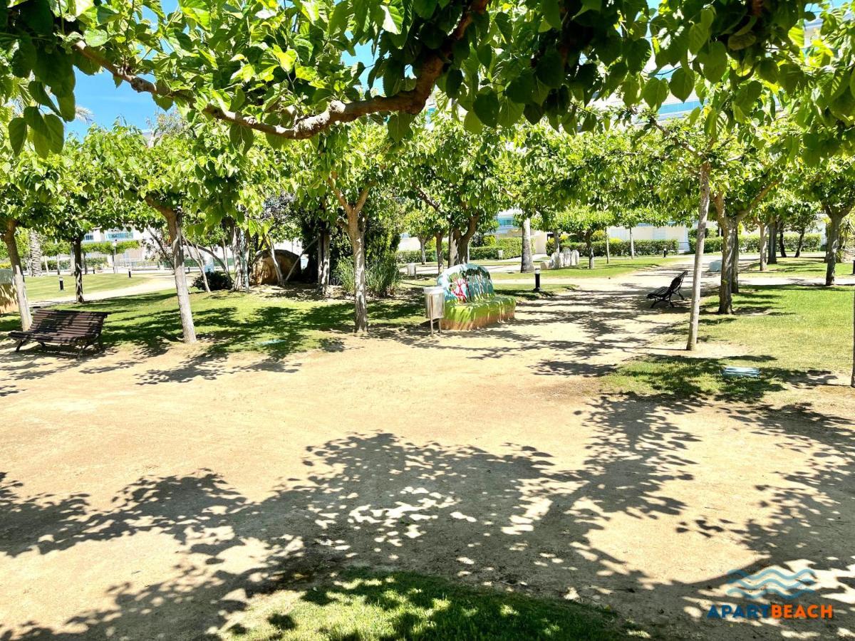 Apartbeach Los Juncos Residencial Piscinas Y Petanca La Pineda Dış mekan fotoğraf