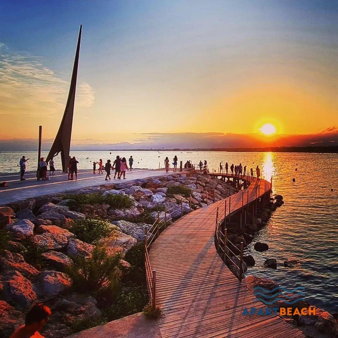 Apartbeach Los Juncos Residencial Piscinas Y Petanca La Pineda Dış mekan fotoğraf