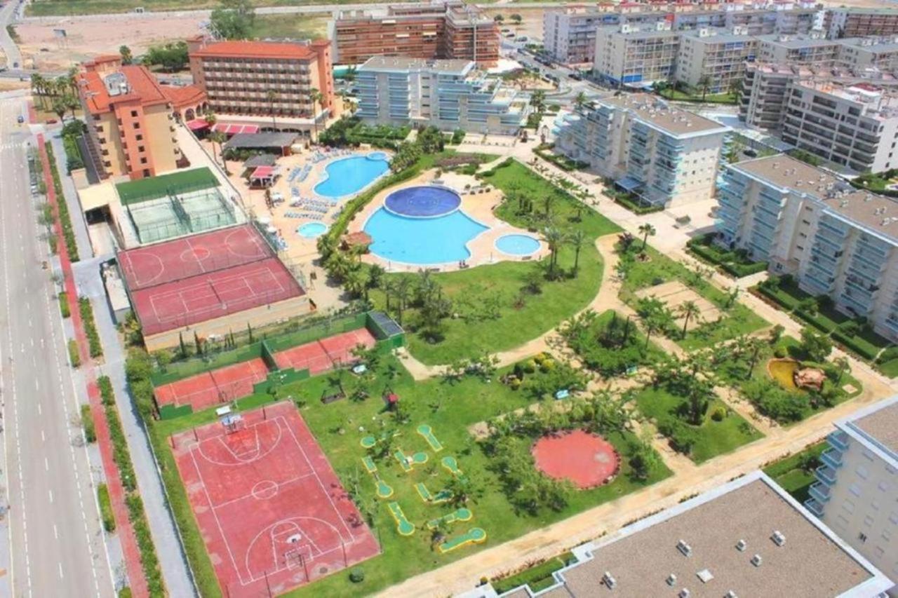 Apartbeach Los Juncos Residencial Piscinas Y Petanca La Pineda Dış mekan fotoğraf